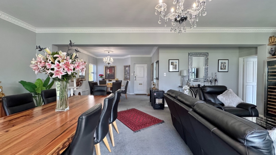 3 Bedroom Property for Sale in Roundhay Western Cape